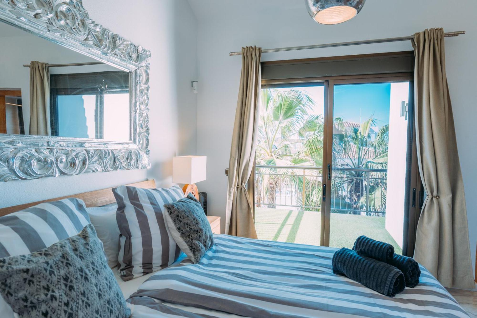 Paradise Beach House: Piscina Privada, Playa 100M Corralejo Exterior photo